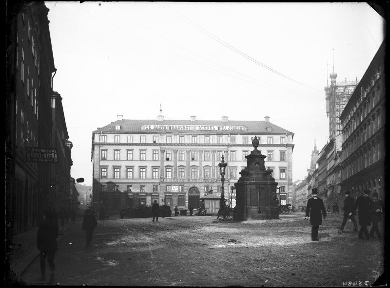 Brunkebergstorg sett mot norr, year1890-1900-fotograf-klemming-frans-g-stadsmuseet-ssmd003484