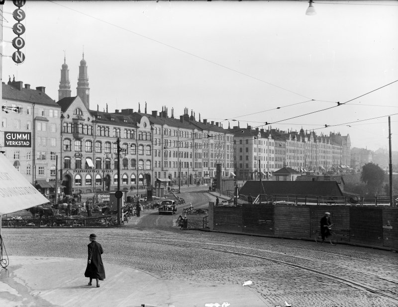 En promenad längs med Götgatan i historiska miljöer, Stockholm