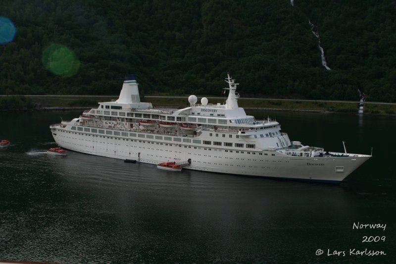 Cruise on fjords of Norway, Sognefjorden, Aurlandsfjorden, Flåm