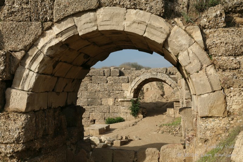 One week in Turkey, Back to Side ruins