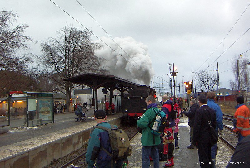 From Stockholm City to Nynäshamn by steam train, Sweden 2005