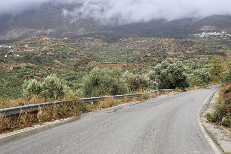 The road from Agio Deka to the Skinaka observatory, Crete