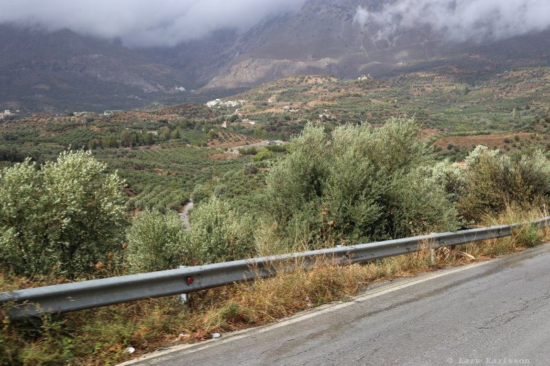 The road from Agio Deka to the Skinaka observatory, Crete