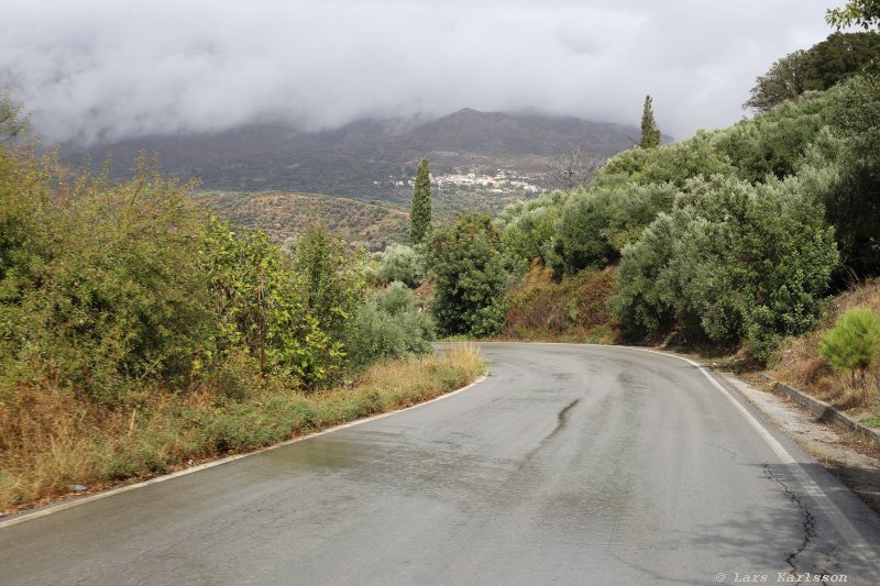 The road from Agio Deka to the Skinaka observatory, Crete