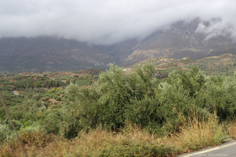 The road from Agio Deka to the Skinaka observatory, Crete