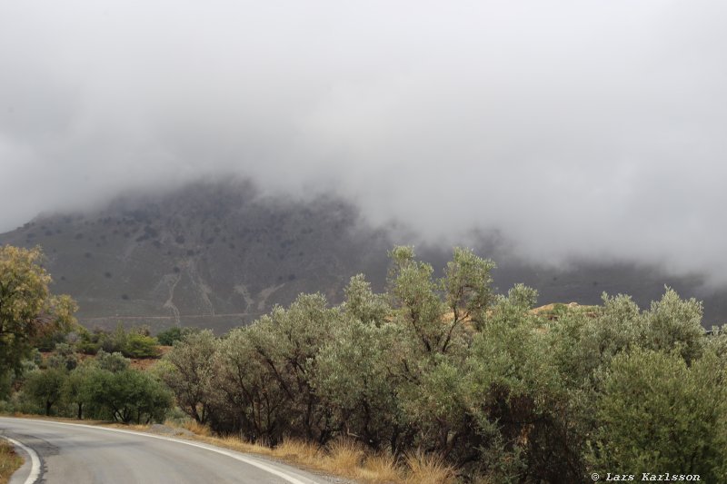 The road from Agio Deka to the Skinaka observatory, Crete