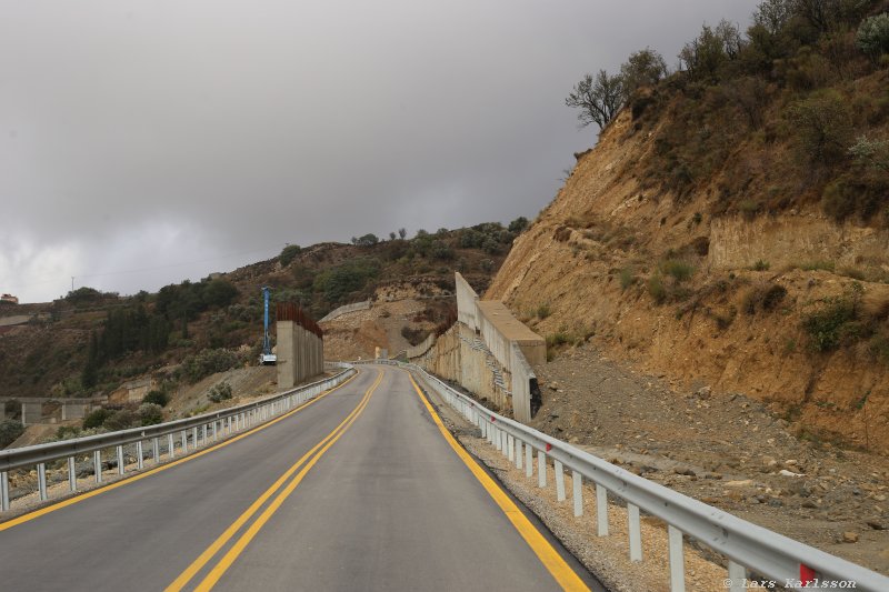 The road down from the turning point to the valley and road 97, Crete