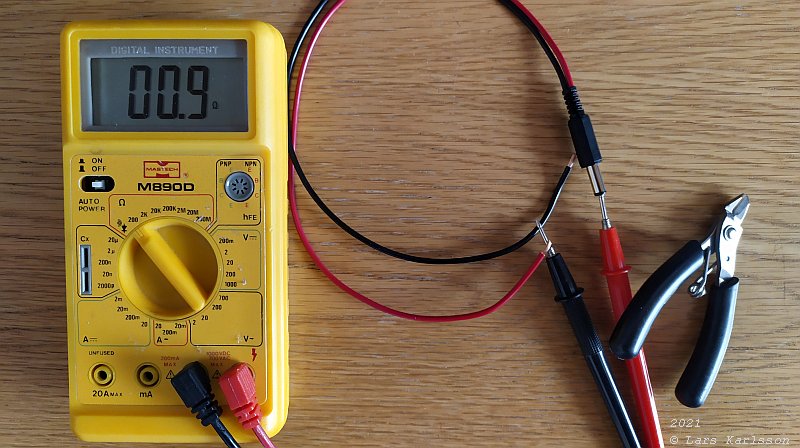 Power terminal of HEQ5 changed