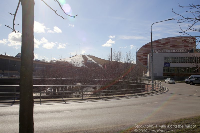 Walks along Stockholm City's harbors: Hammarby Sjöstad's and Soutern Stockholm city's harbors, 2019