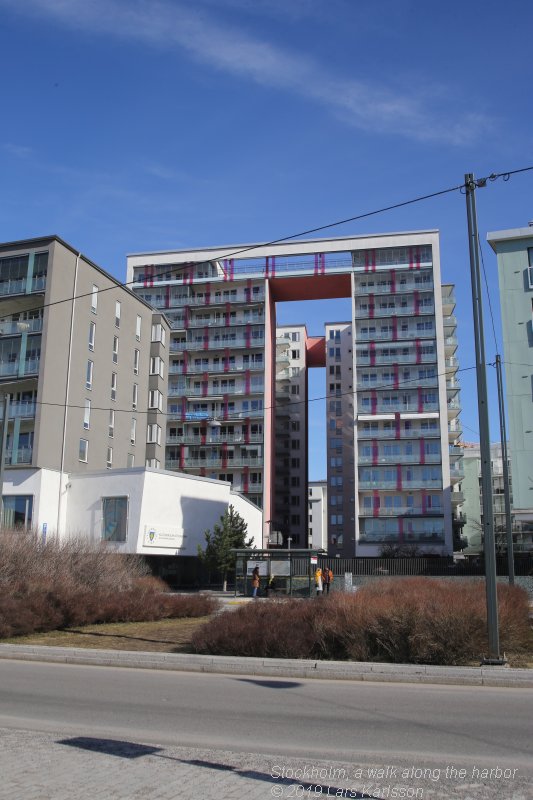 Walks along Stockholm City's harbors: Hammarby Sjöstad's and Soutern Stockholm city's harbors, 2019