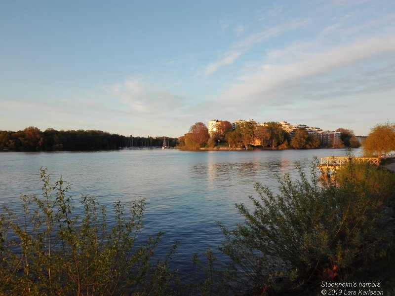 Walks along Stockholm City's harbors: From Slussen to Liljeholmen, 2019