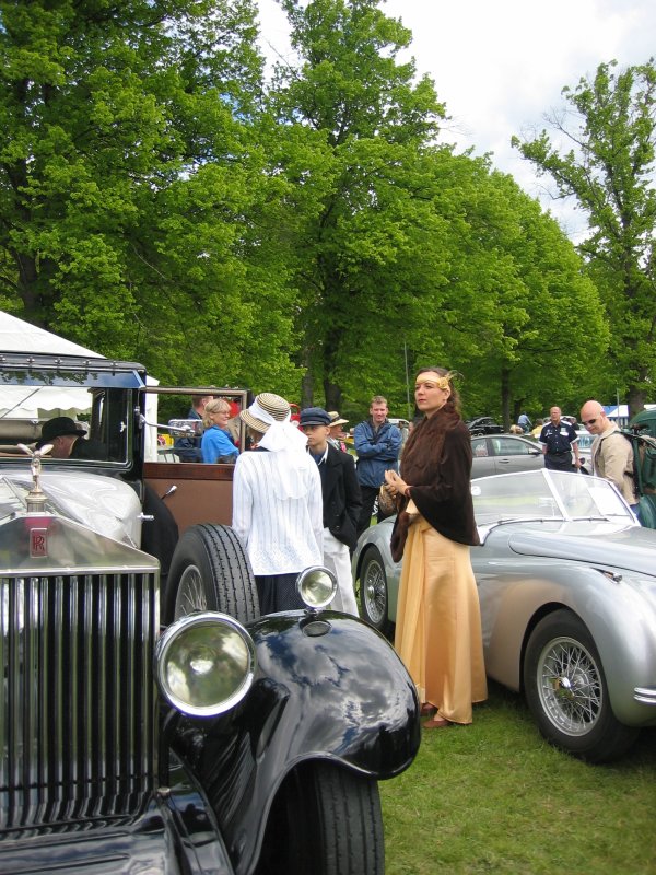 Beautiful ladie and a Rolls Royce