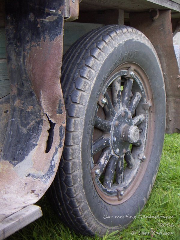 Dodge truck rear wooden wheel