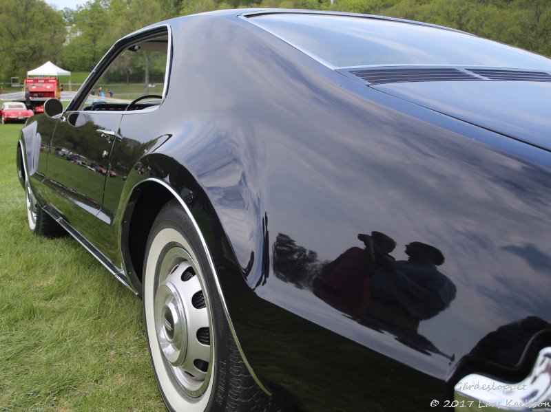 Oldsmobile Tornado, 1960s