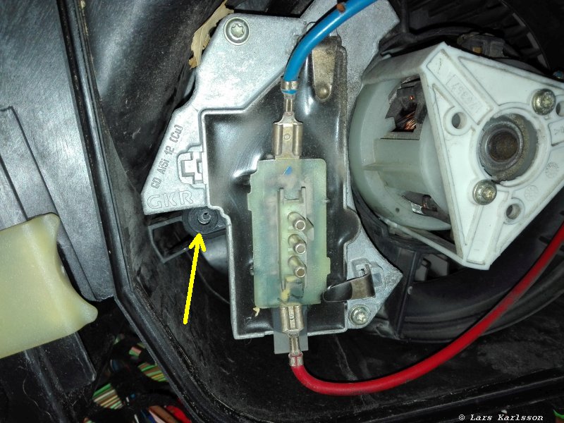 Chrysler Crossfire heater blower fan replacement