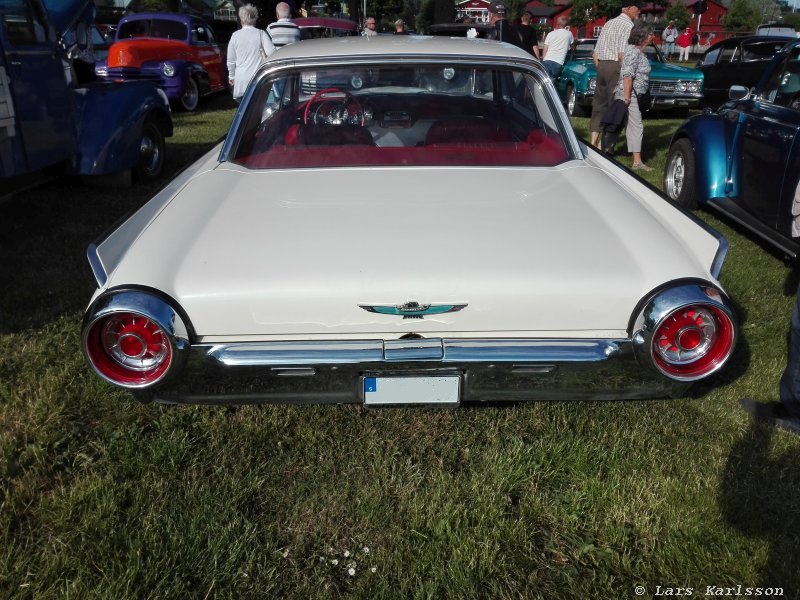 Classic car meeting at Trosa harbour 2018