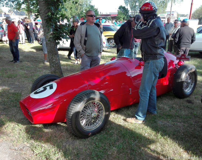 Classic car meeting at Trosa harbour 2018